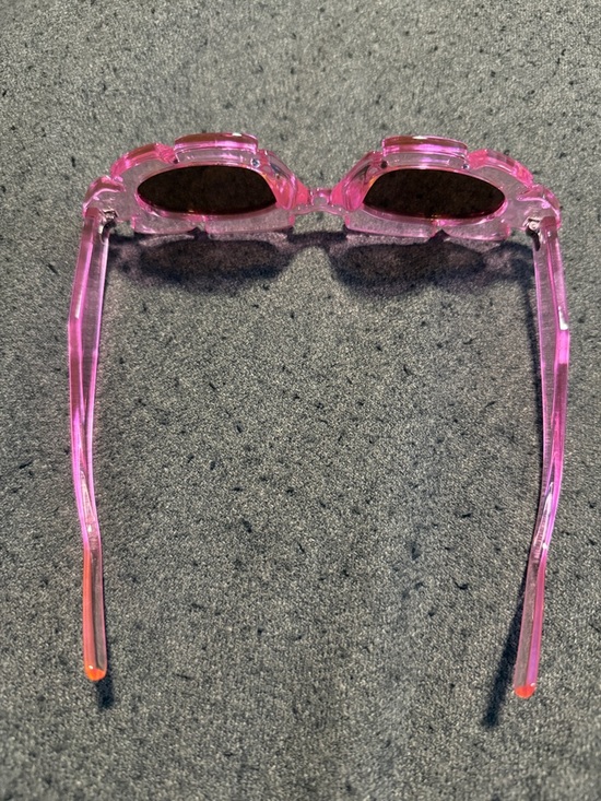 Flower sunglasses - Picture 4 of 4